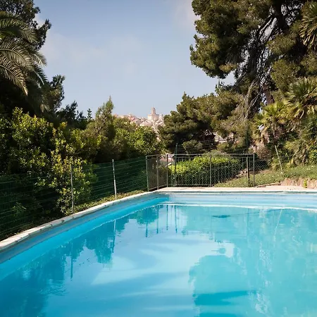 Rta Marina אימפריה