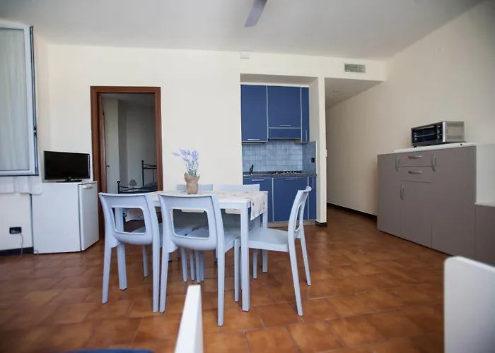 Apart-hotel Rta Marina 3*