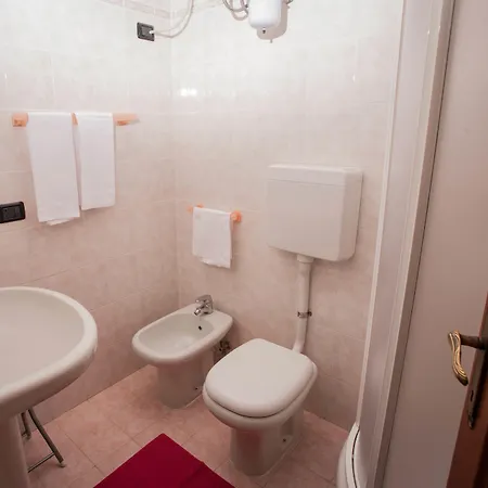 Lejlighedshotel Rta Marina 3*